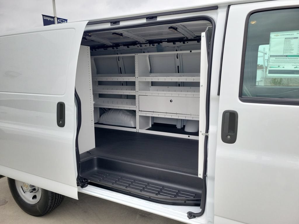New 2026 Chevrolet Express 2500 w/ Driver Convenience Package RWD image 18