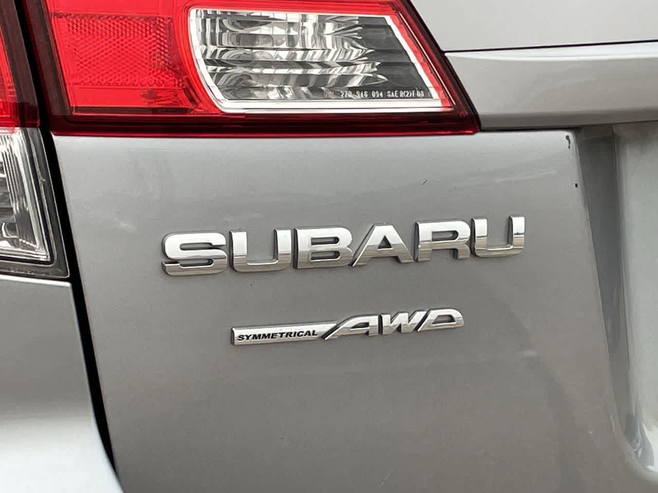 Used 2011 Subaru Outback 3.6R Limited w/ PWR Moonroof Pkg AWD/4WD image 34