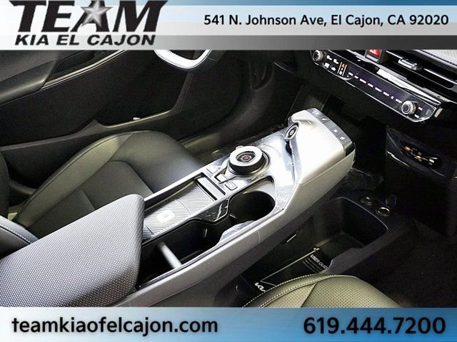 New 2025 Kia EV6 Wind image 13