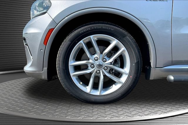 Used 2021 Dodge Durango R/T w/ Technology Group AWD/4WD image 35