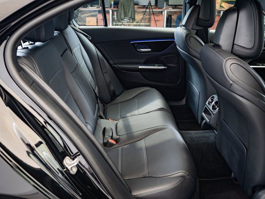 Certified 2025 Mercedes-Benz C 300 4MATIC Sedan image 35