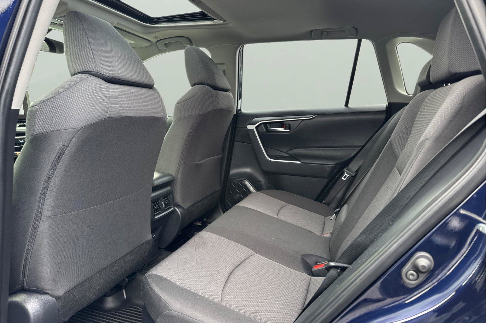 Certified 2025 Toyota RAV4 XLE w/ Convenience Package AWD/4WD image 6