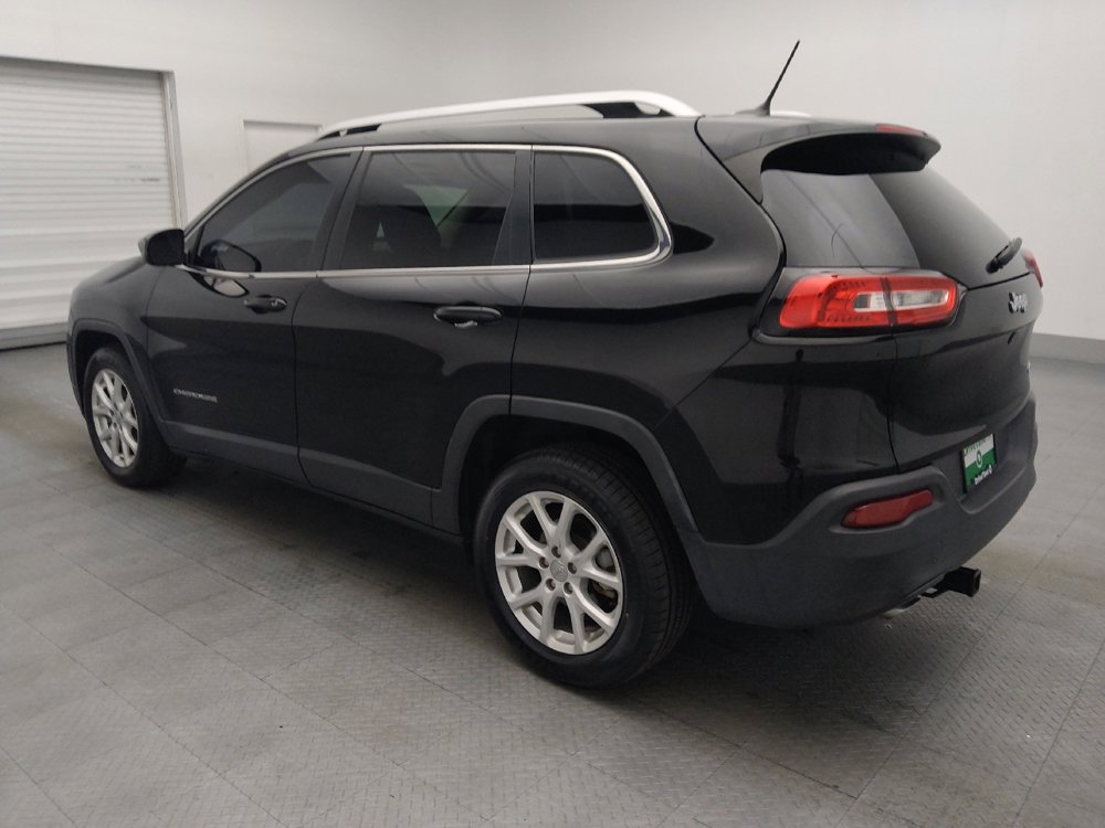 Used 2018 Jeep Cherokee Latitude image 3