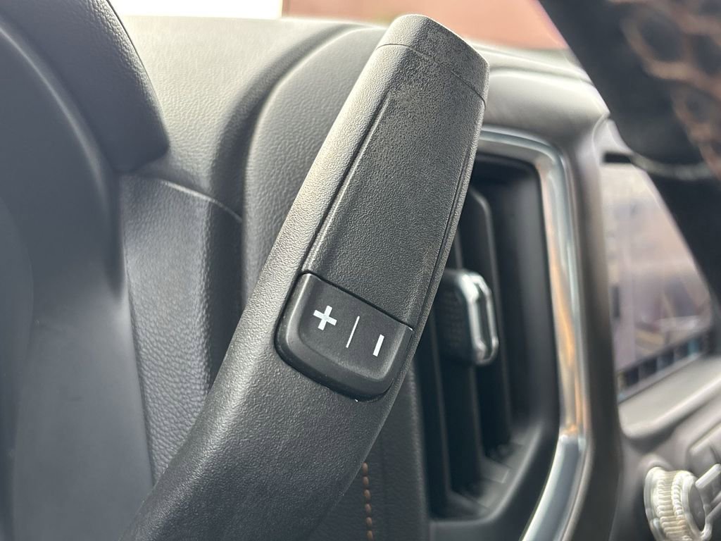 Used 2022 GMC Sierra 1500 AT4 w/ AT4 Premium Package image 16