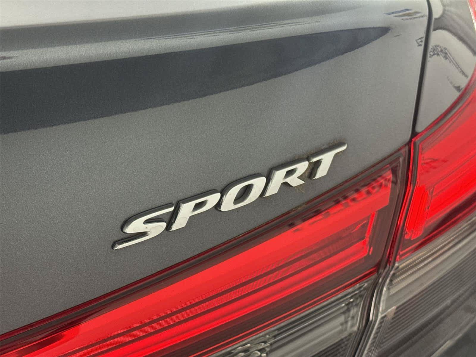 Used 2024 Honda Civic Sport image 11