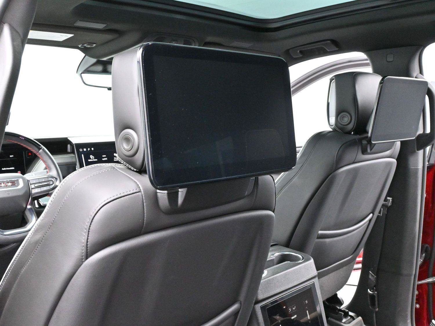 Used 2025 GMC Yukon XL AT4 Ultimate AWD/4WD image 33