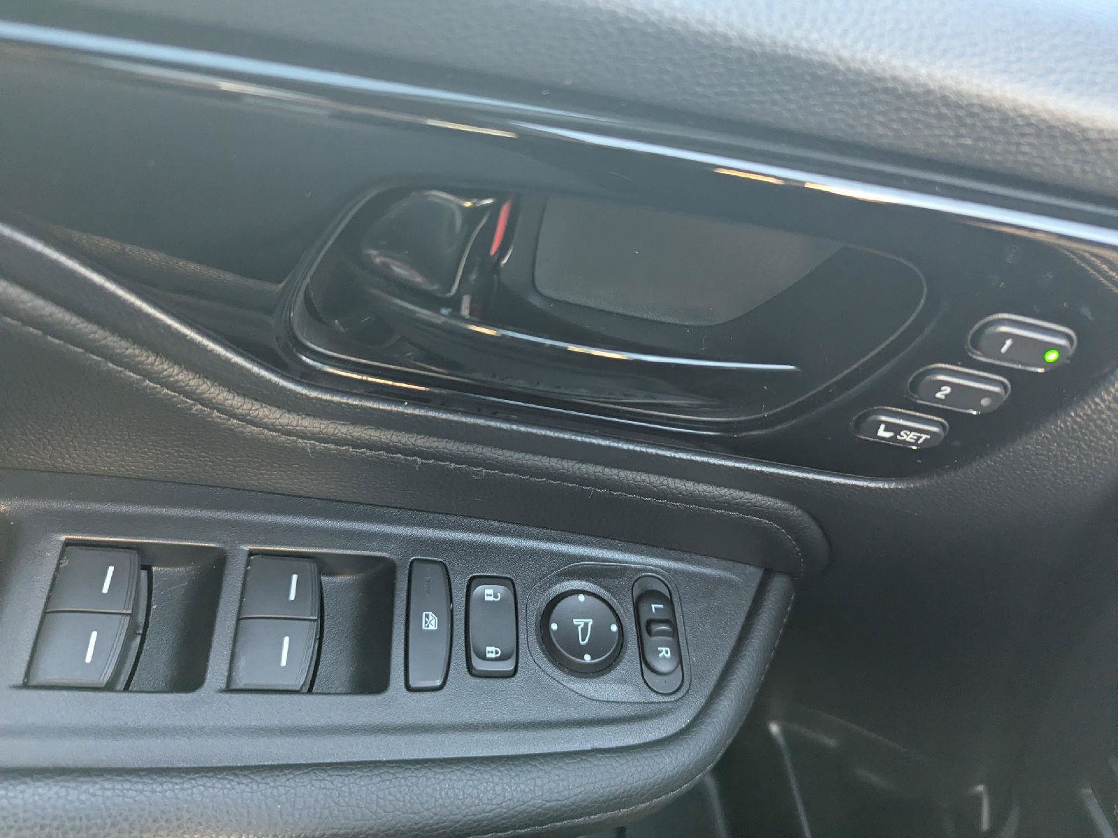 Used 2023 Honda Odyssey Touring image 24