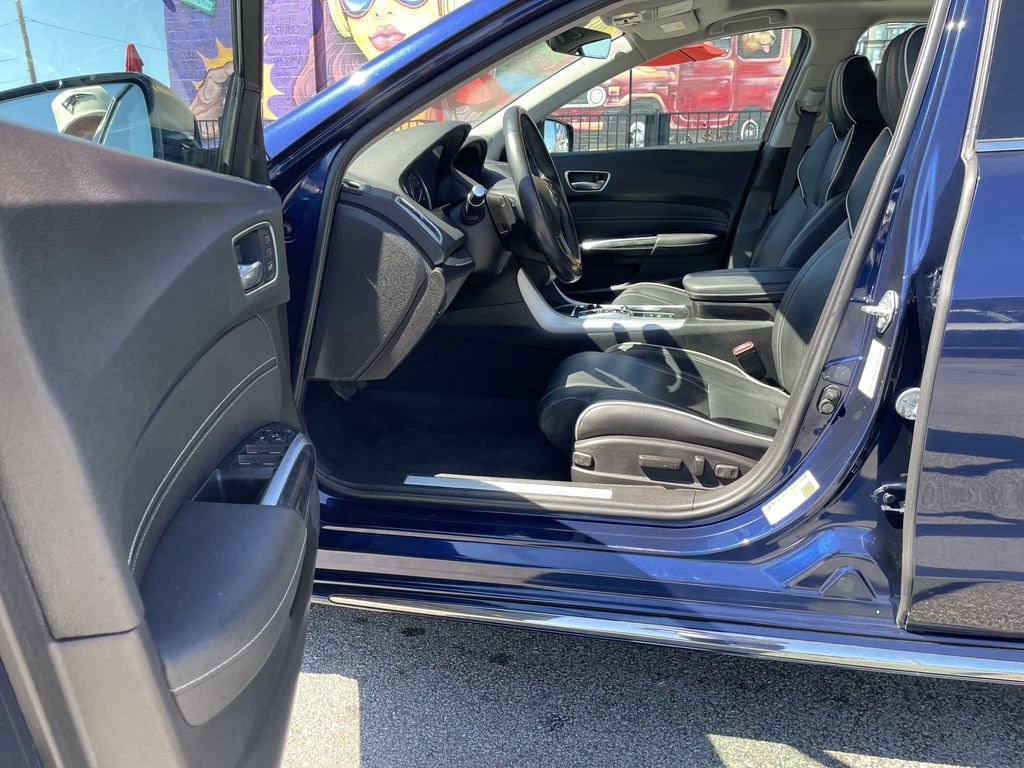Used 2018 Acura TLX w/ Advance Package AWD/4WD image 14