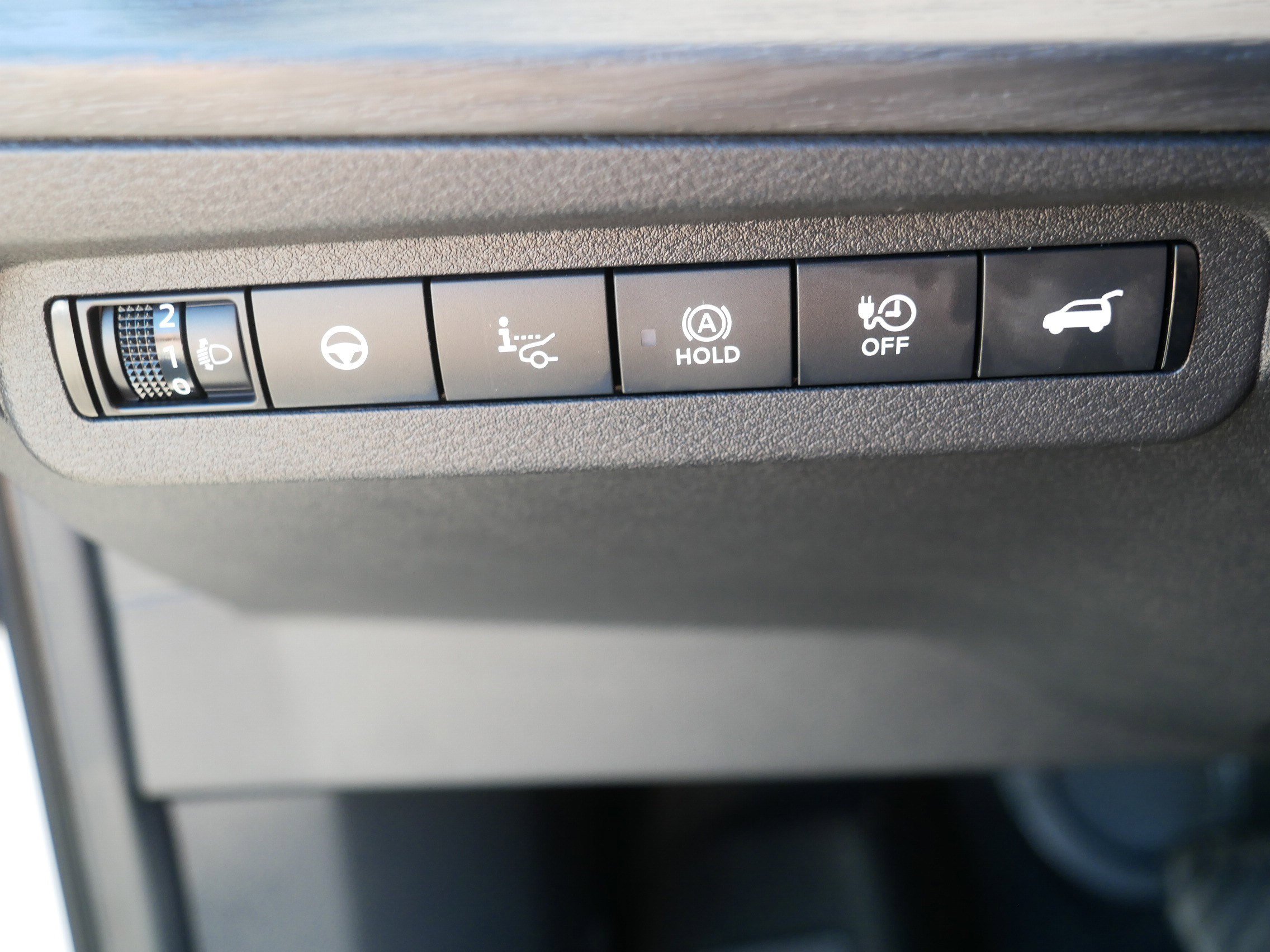 Certified 2024 Nissan Ariya AWD image 26