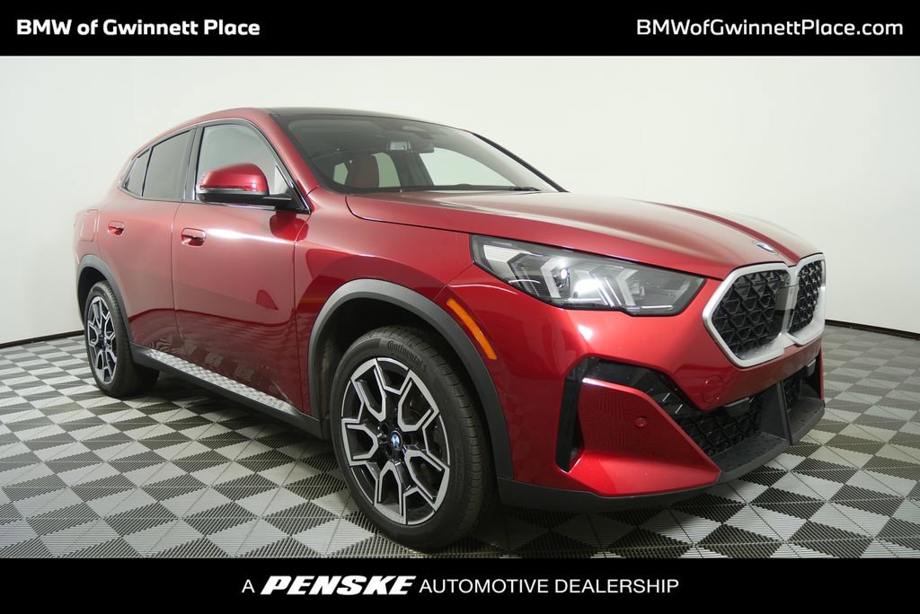 Certified 2025 BMW X2 xDrive28i AWD/4WD image 1
