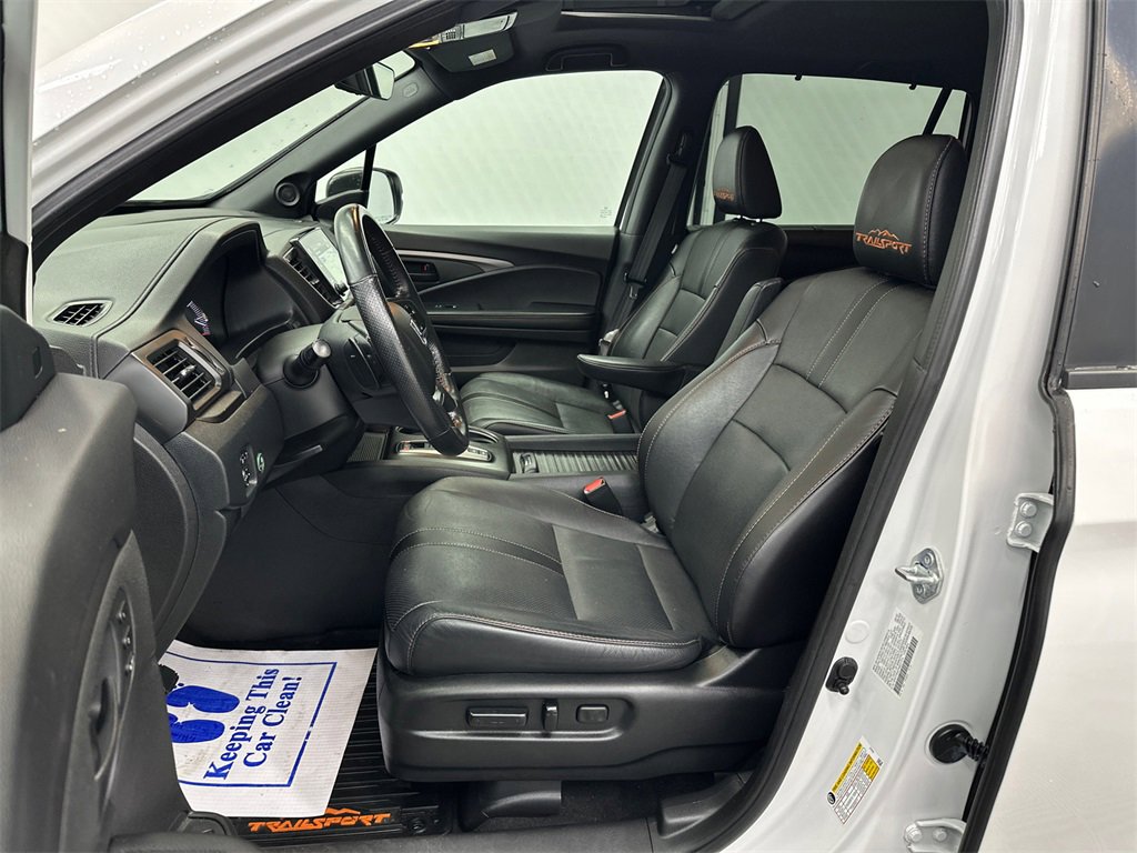 Used 2022 Honda Passport TrailSport image 9