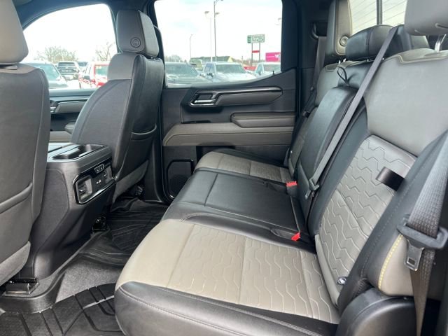 Used 2022 Chevrolet Silverado 1500 ZR2 w/ Technology Package image 18