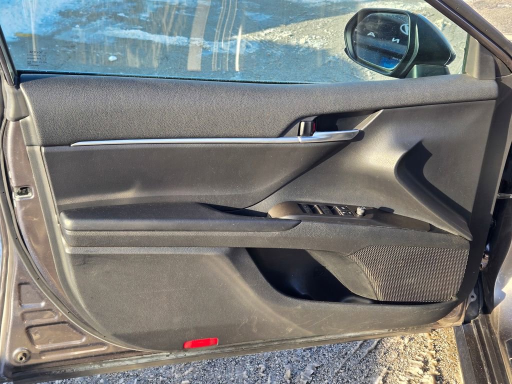 Used 2023 Toyota Camry LE FWD image 25