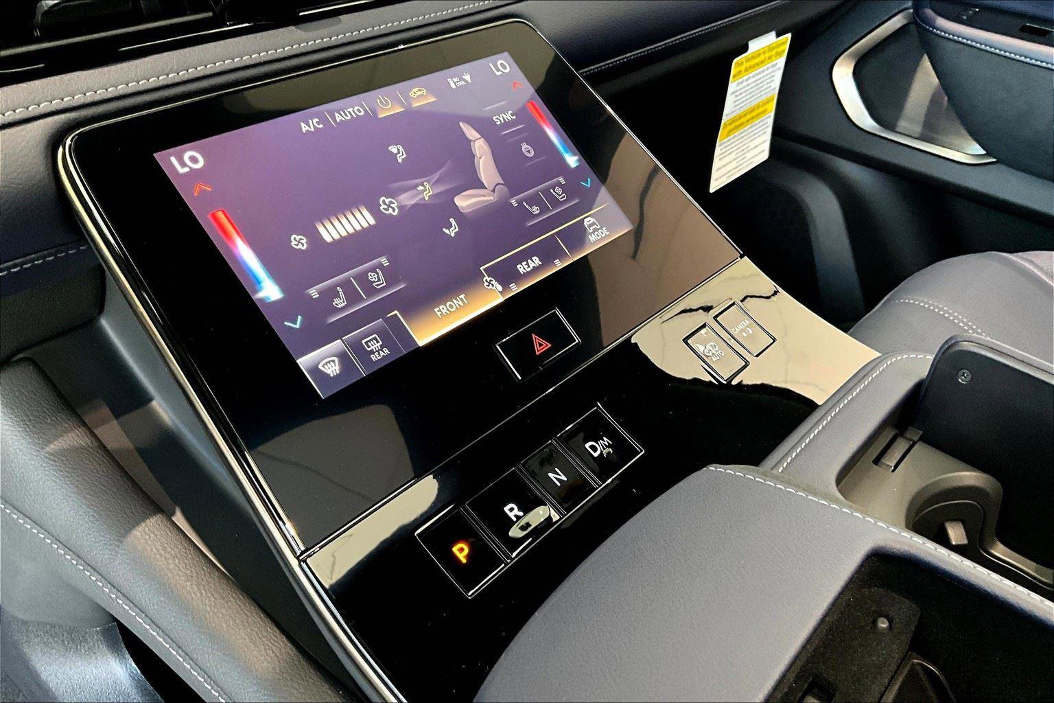 New 2026 INFINITI QX80 4WD image 8