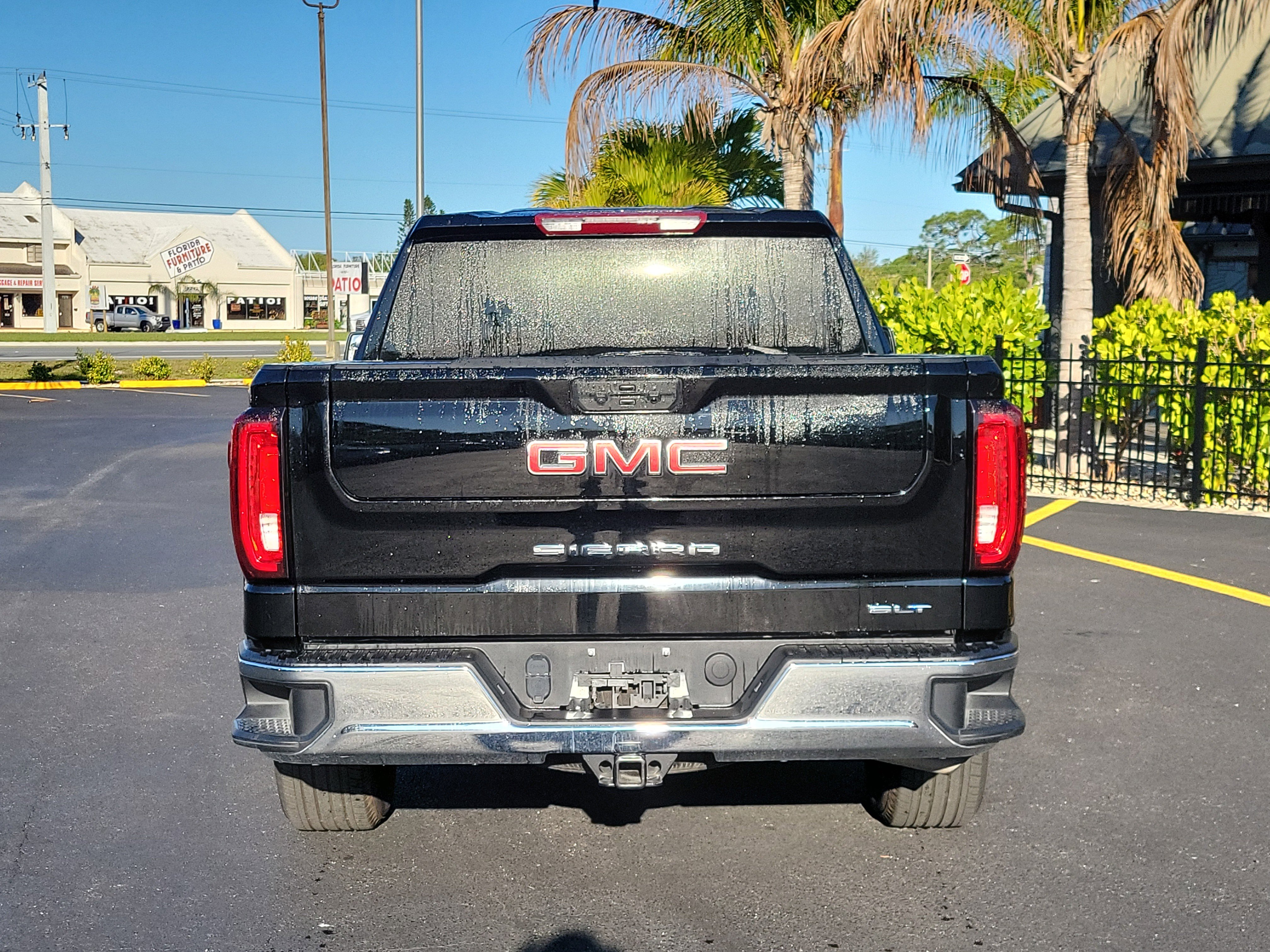 Used 2025 GMC Sierra 1500 SLT RWD image 7