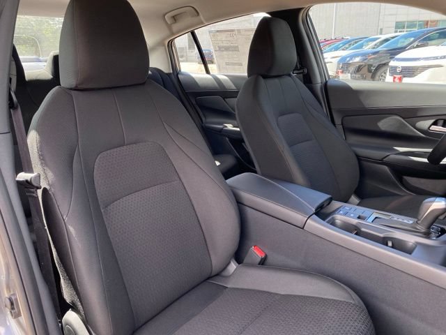New 2027 Nissan Sentra S w/ Floor Mat Package FWD image 9