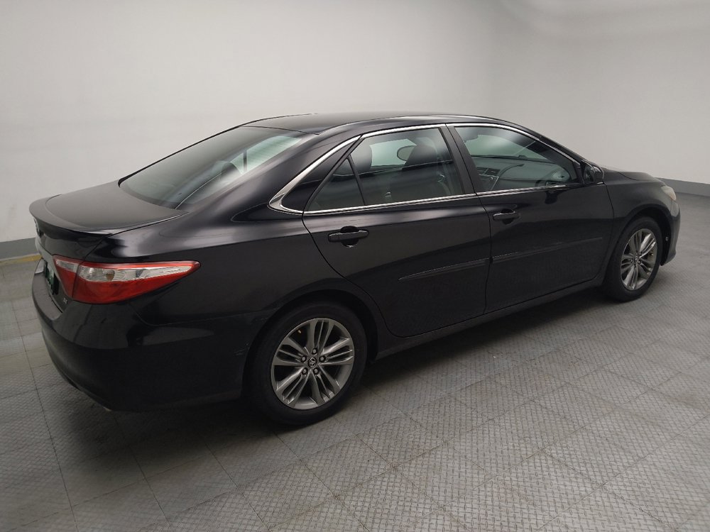 Used 2016 Toyota Camry SE w/ Protection Package (Q2) FWD image 10