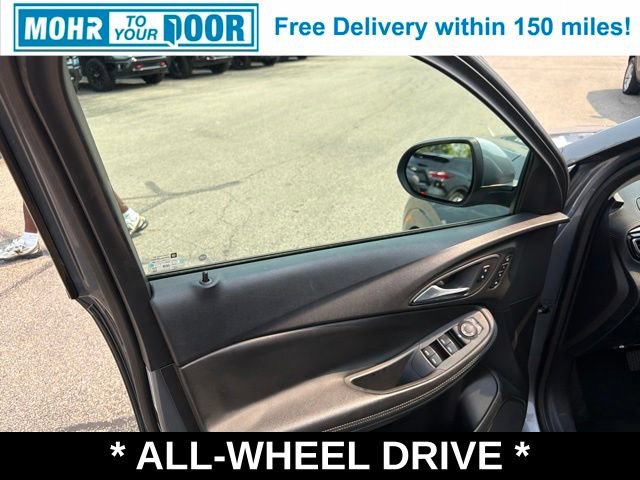 Used 2020 Buick Encore GX Essence w/ Sport Touring Package AWD/4WD image 12