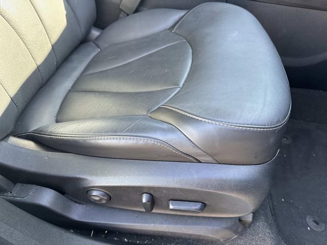 Used 2018 Buick Envision Essence image 14