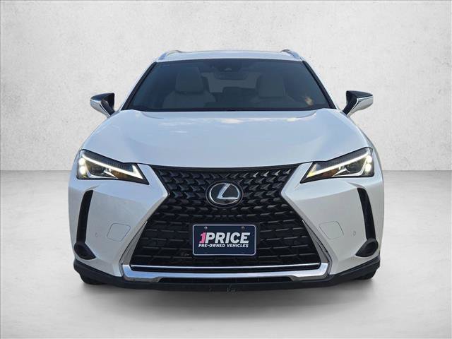 Used 2022 Lexus UX 200 w/ Premium Package FWD image 2
