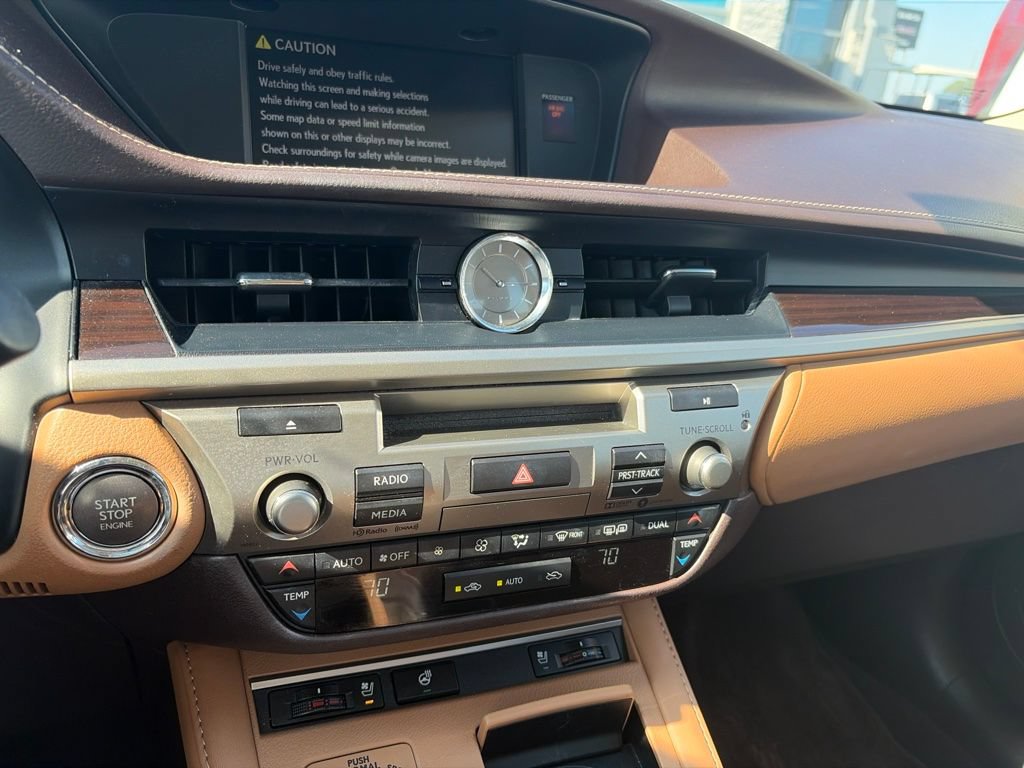 Used 2018 Lexus ES 350 w/ Navigation System Package FWD image 23