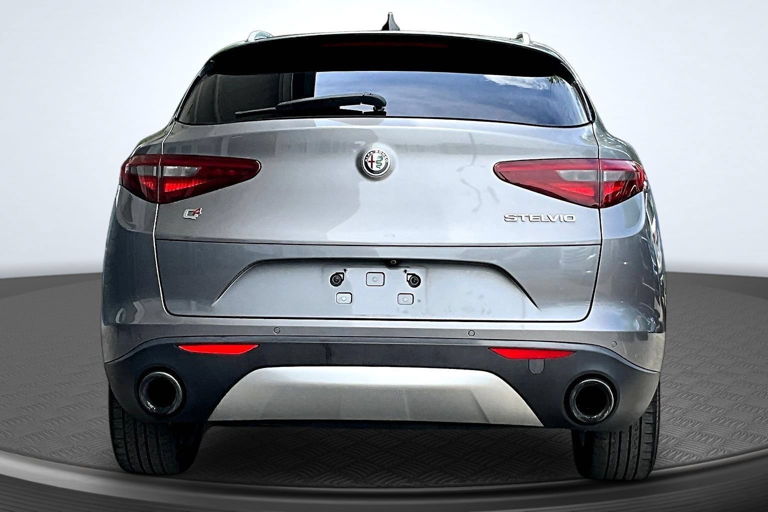 Used 2018 Alfa Romeo Stelvio Ti AWD/4WD image 6