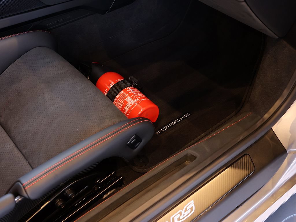 Used 2025 Porsche 911 GT3 RS RWD image 68