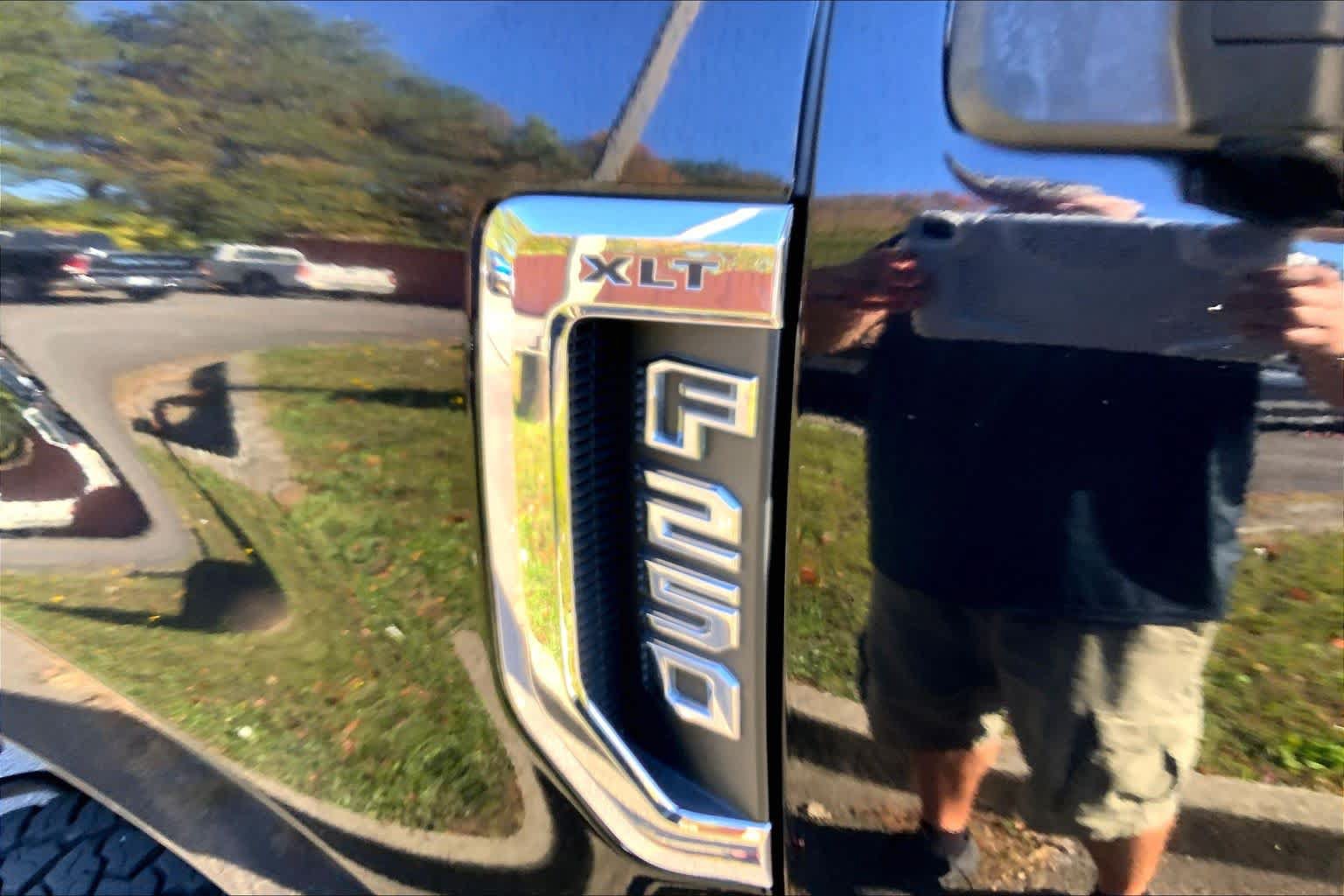 Used 2020 Ford F250 XLT w/ XLT Premium Package AWD/4WD image 9