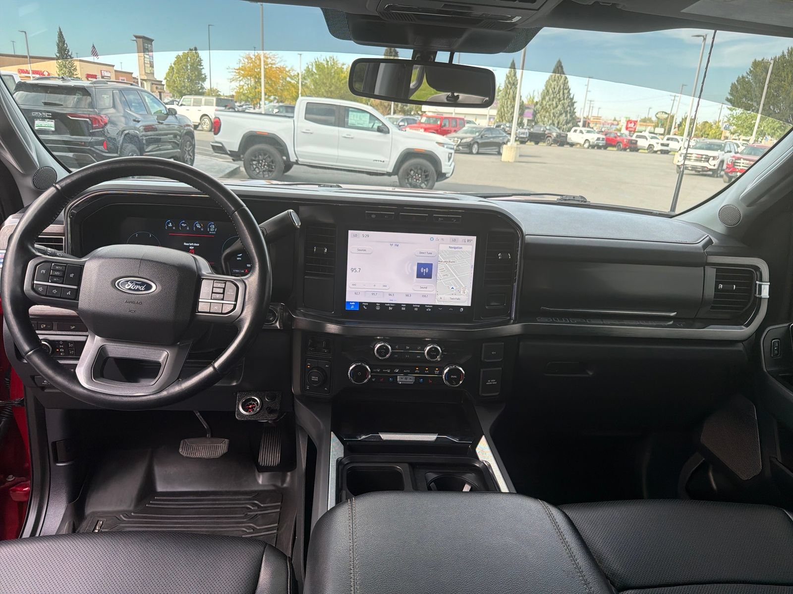 Used 2024 Ford F250 Lariat w/ Sport Appearance Package AWD/4WD image 11