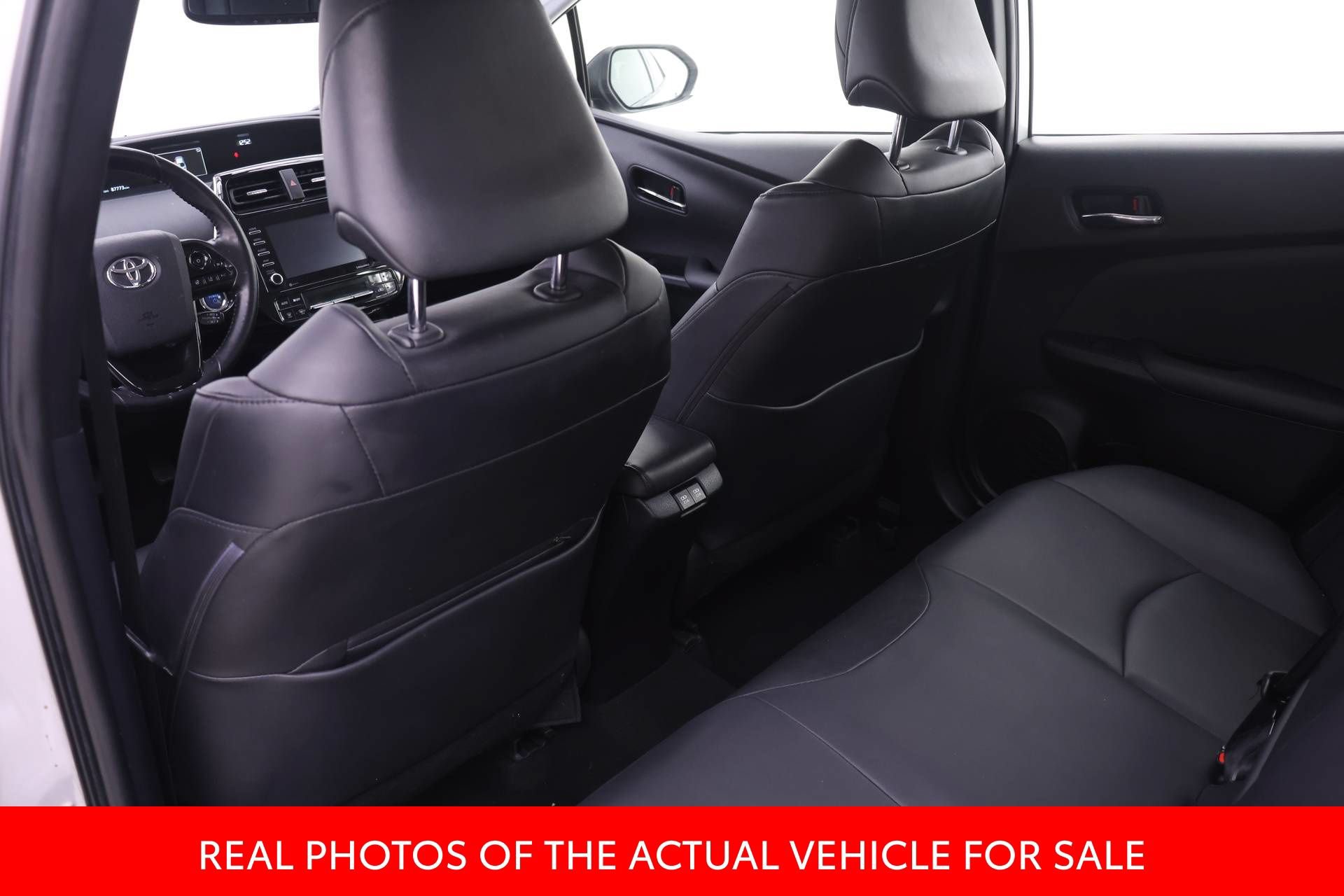 Certified 2022 Toyota Prius AWD image 11