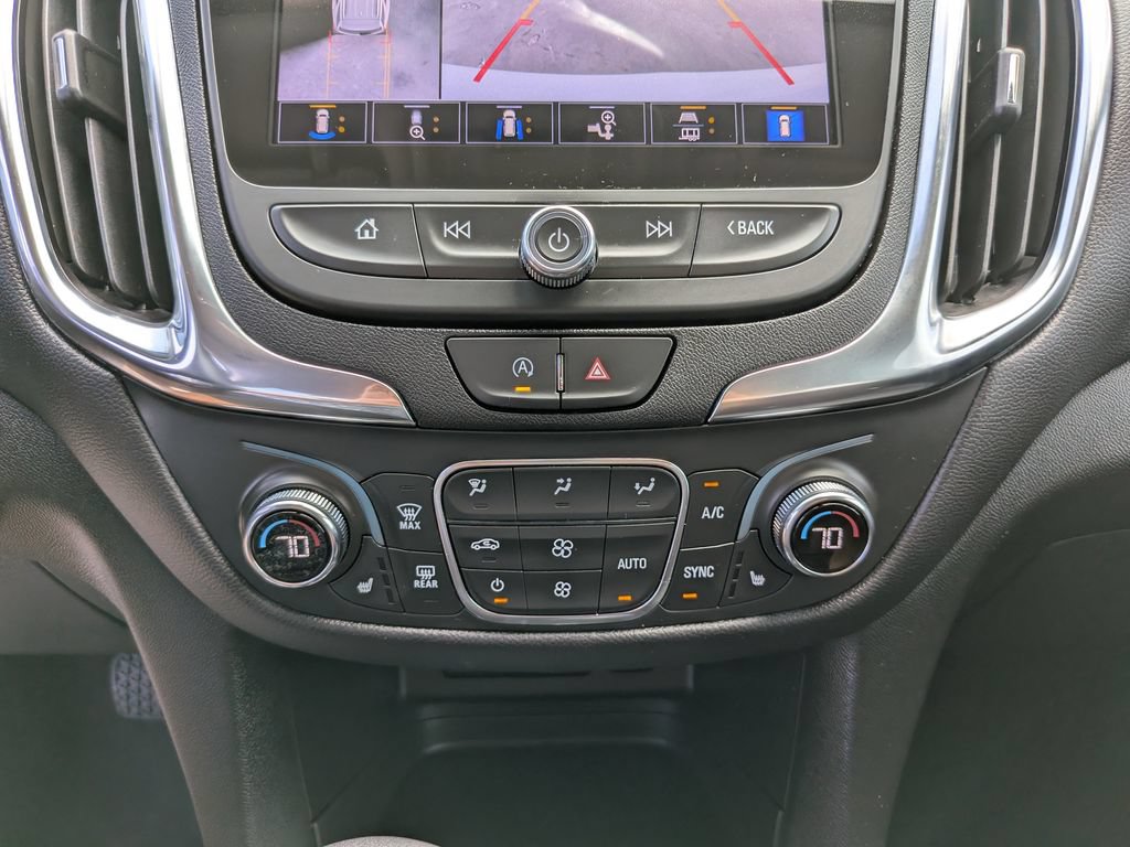Used 2024 Chevrolet Equinox LT FWD image 26