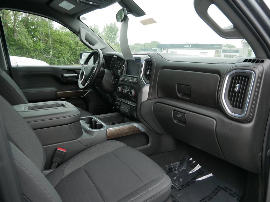 Used 2022 Chevrolet Silverado 1500 RST AWD/4WD image 11