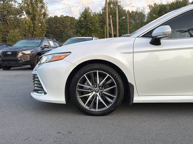 Used 2021 Toyota Camry XLE FWD image 9