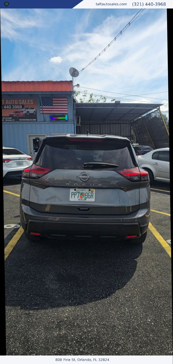 Used 2026 Nissan Rogue SV FWD image 5