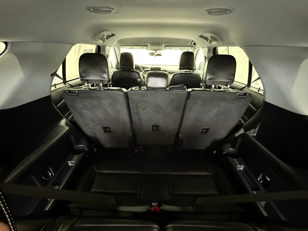 Used 2022 Ford Explorer XLT w/ Equipment Group 202A image 32