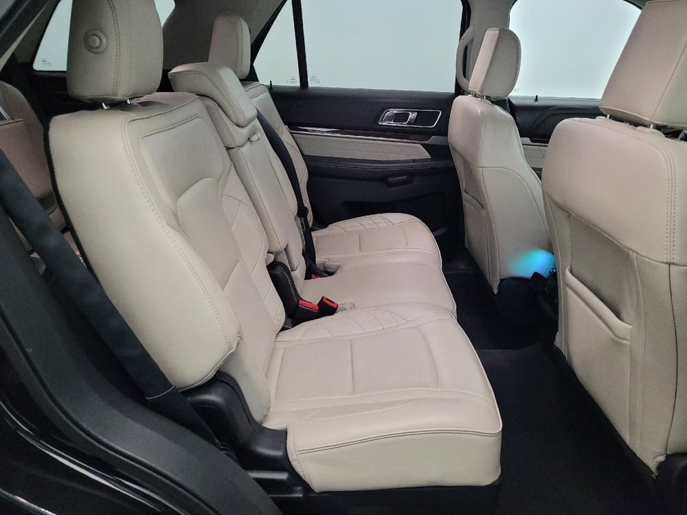 Used 2018 Ford Explorer Platinum AWD/4WD image 19