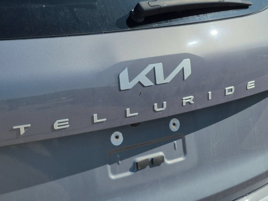Used 2025 Kia Telluride S AWD/4WD image 10