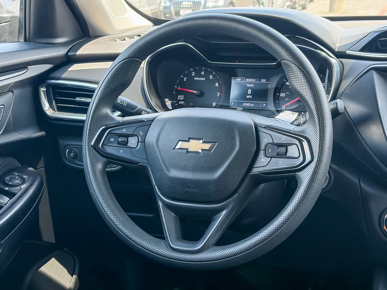 Used 2021 Chevrolet TrailBlazer LT FWD image 14