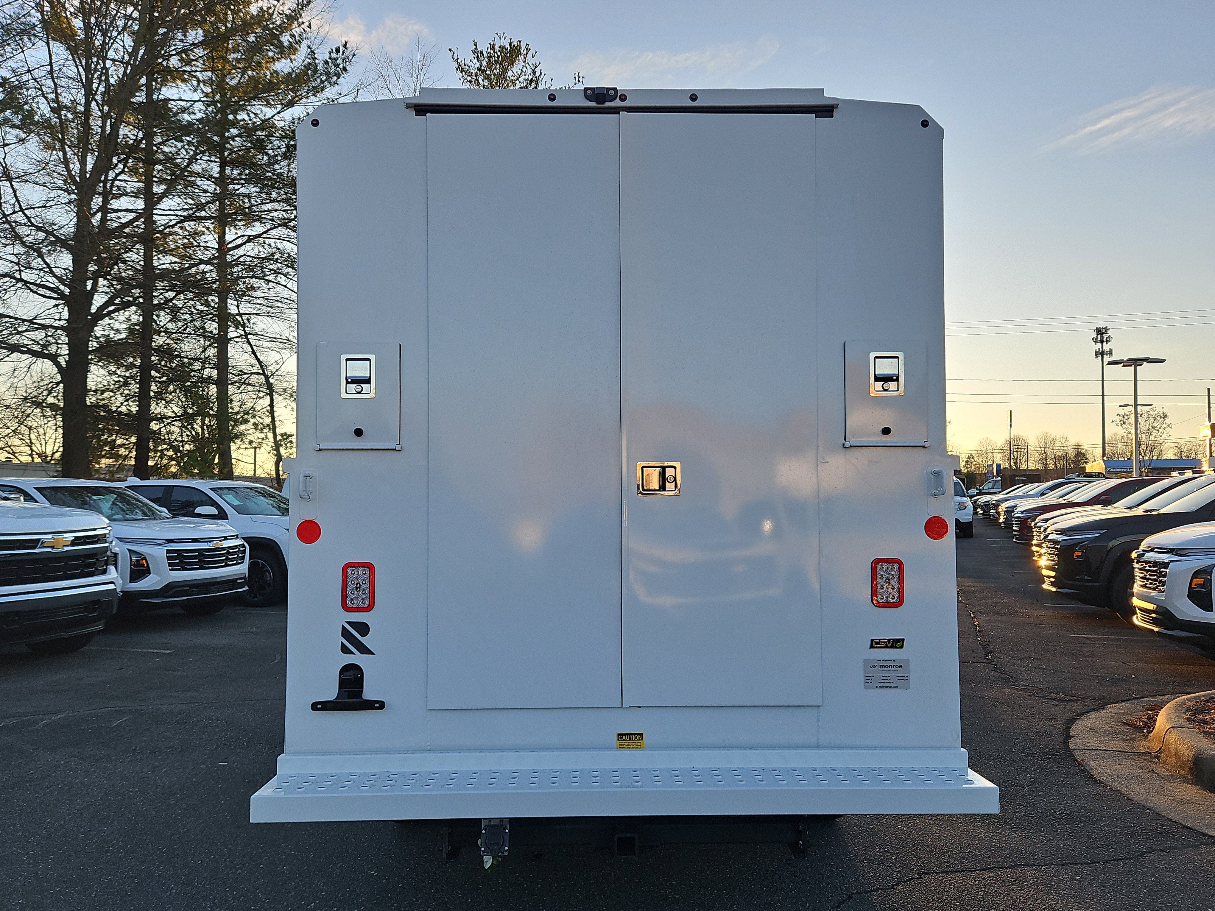 New 2025 Chevrolet Express 3500 w/ Power Convenience Package image 4