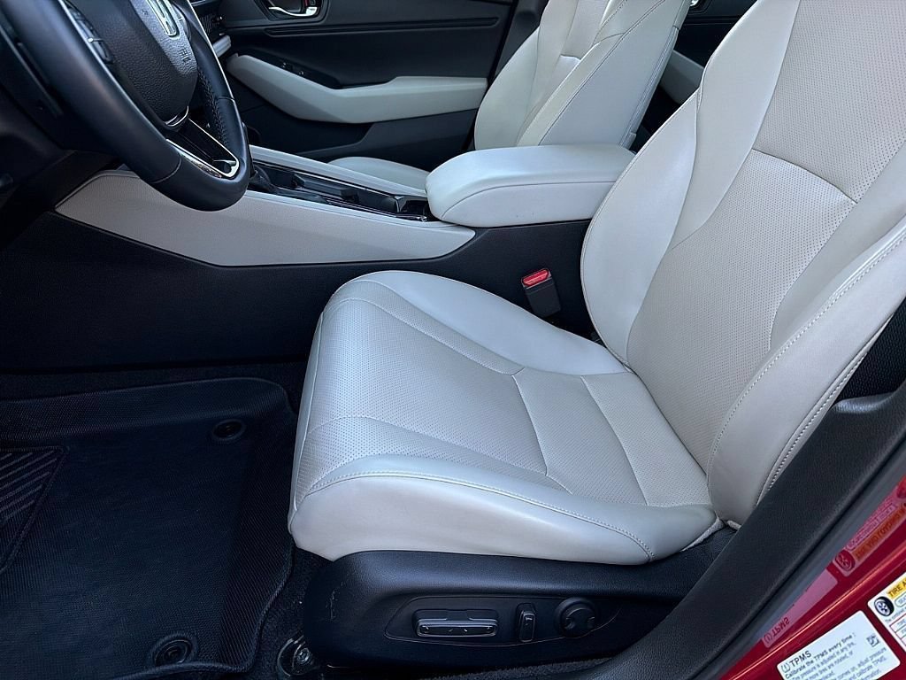 Used 2024 Honda Accord EX-L image 13