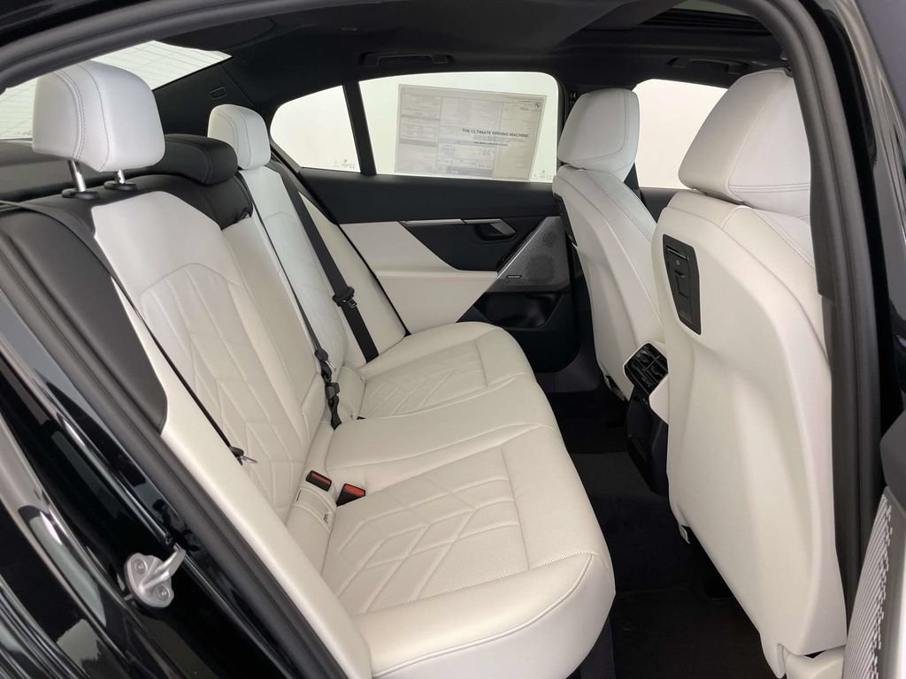 New 2027 BMW 530i xDrive w/ M Sport Package AWD/4WD image 19