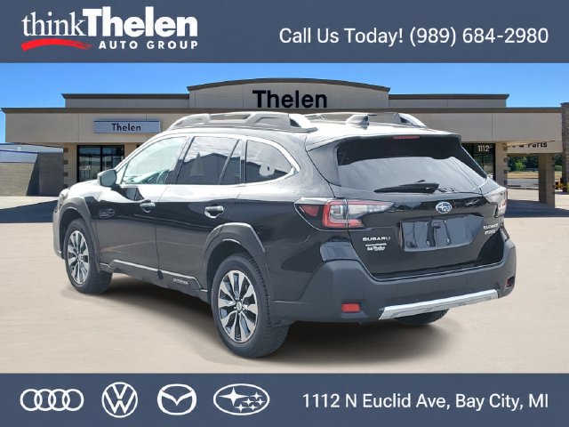 Used 2023 Subaru Outback Touring AWD/4WD image 3