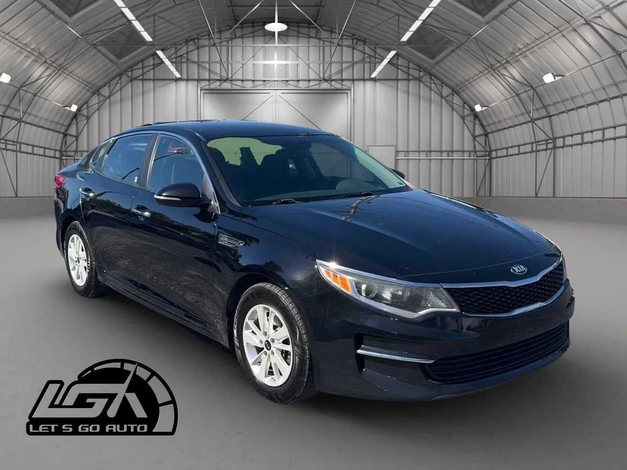 Used 2018 Kia Optima LX w/ Convenience Package FWD image 1