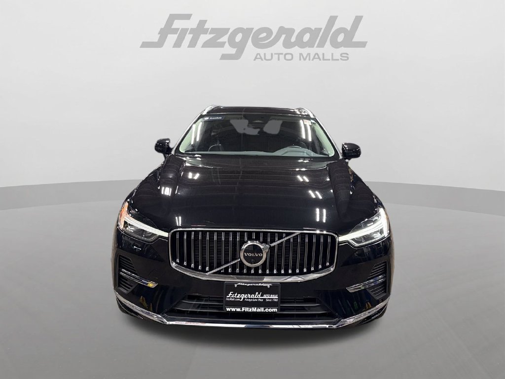 Used 2023 Volvo XC60 T8 Plus w/ Climate Package AWD/4WD image 5