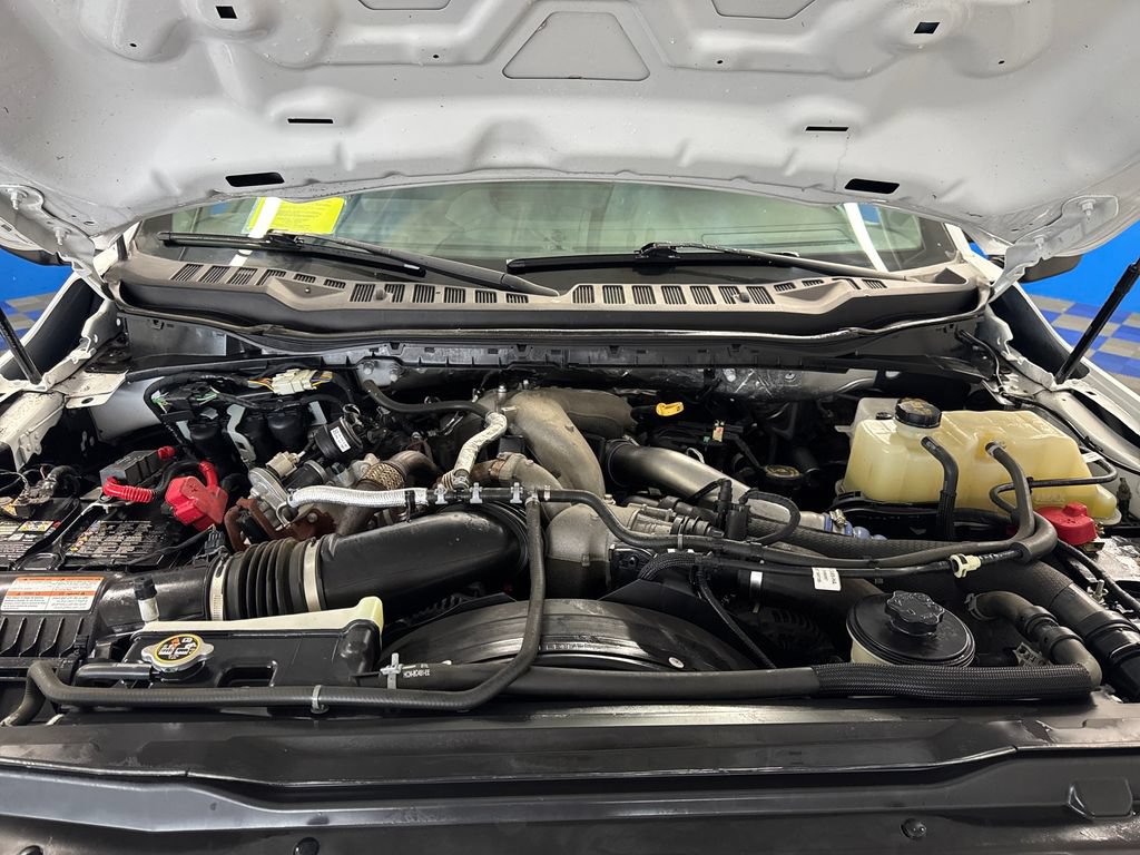 Used 2023 Ford F550 4x4 Regular Cab Super Duty image 22