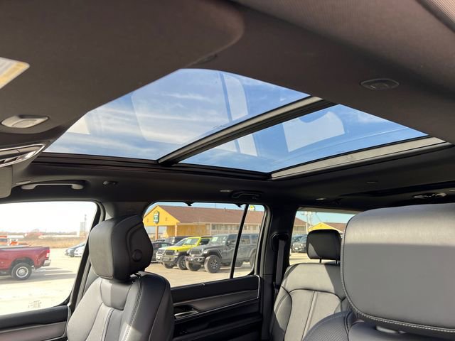 New 2024 Jeep Wagoneer L Series II w/ Convenience Group I image 46