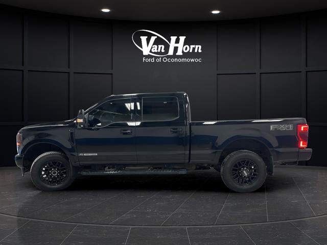 Used 2022 Ford F250 Lariat w/ Black Appearance Package image 6
