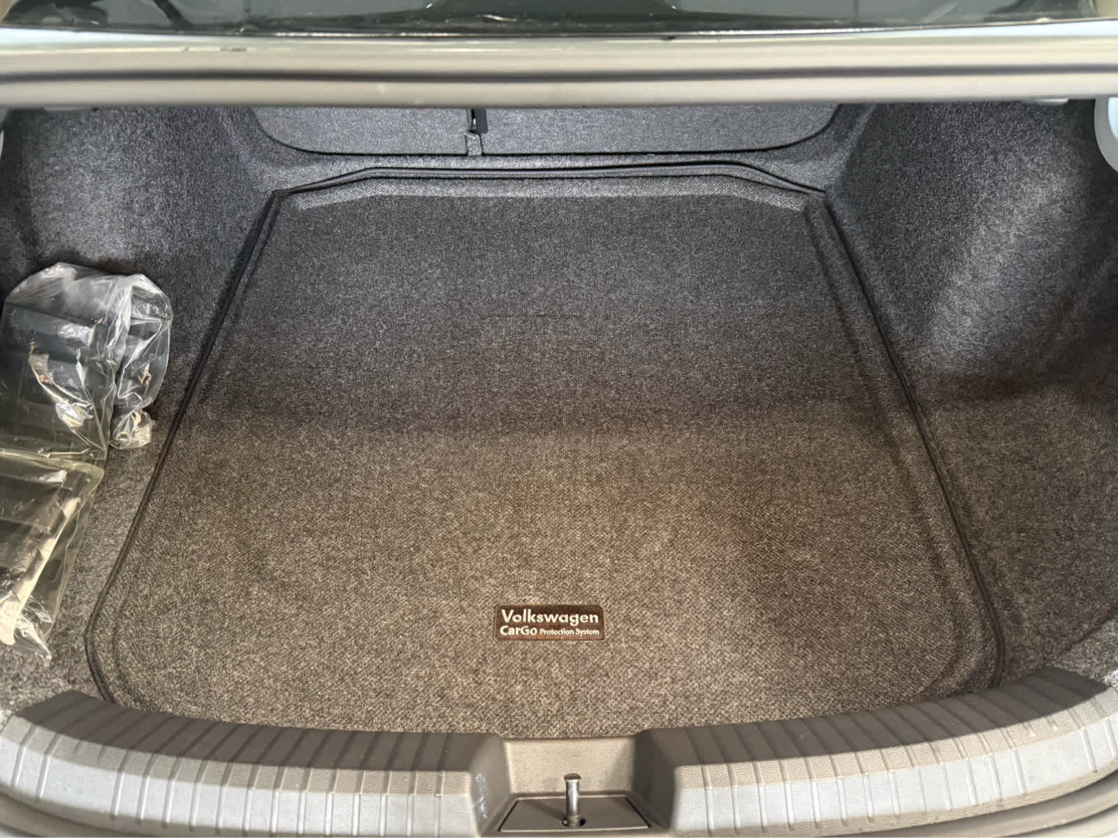 Used 2025 Volkswagen Jetta SE image 23