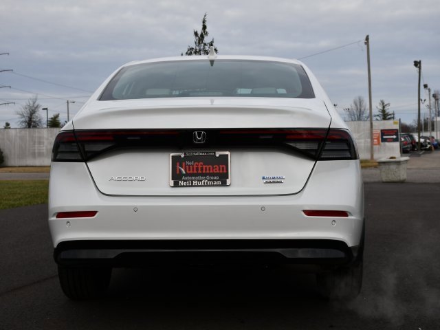 New 2025 Honda Accord Touring image 6