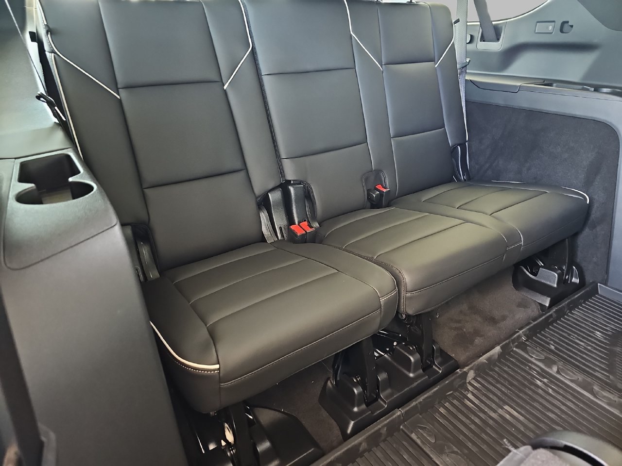 New 2026 Cadillac Escalade Sport w/ Touring Package AWD/4WD image 12